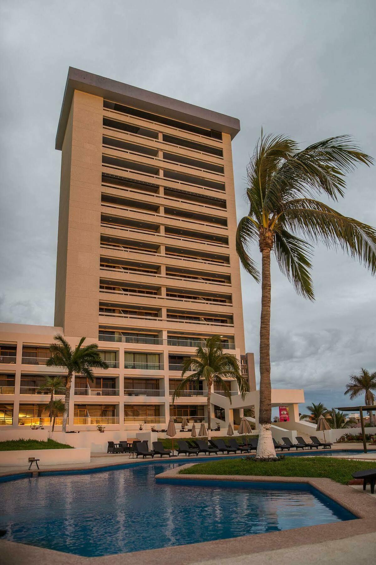 Ocean View Beach Hotel Масатлан Экстерьер фото